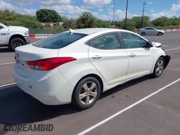 ✅ 2012 Hyundai Elantra Limited • VIN: 5NPDH4AE6CH113065 • Lot: 43195347. Listed on IAAI with 228,462 mi. Free auction sales archive from the USA and detailed vehicle history report at DreamBid. Image 4.