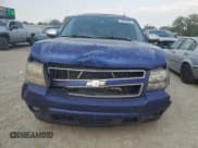 ✅ 2010 Chevrolet Suburban LTZ • VIN: 1GNUKKE36AR216773 • Lot: 74616484. Wystawiony na Copart z przebiegiem 247 900 mil. Bezpłatny archiwum sprzedaży aukcyjnych z USA i szczegółowy raport historii pojazdu na DreamBid. Zdjęcie 5.