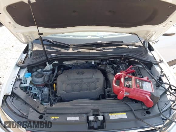 ✅ 2023 Volkswagen Tiguan SE • VIN: 3VVMB7AX2PM003264 • Lot: 42924212. Listed on IAAI with 24,014 mi. Free auction sales archive from the USA and detailed vehicle history report at DreamBid. Image 10.