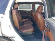 ✅ 2019 Audi Q7 Premium Plus • VIN: WA1LHAF77KD031333 • Lot: 42550869. Wystawiony na IAAI z przebiegiem 90 672 mil. Bezpłatny archiwum sprzedaży aukcyjnych z USA i szczegółowy raport historii pojazdu na DreamBid. Zdjęcie 8.