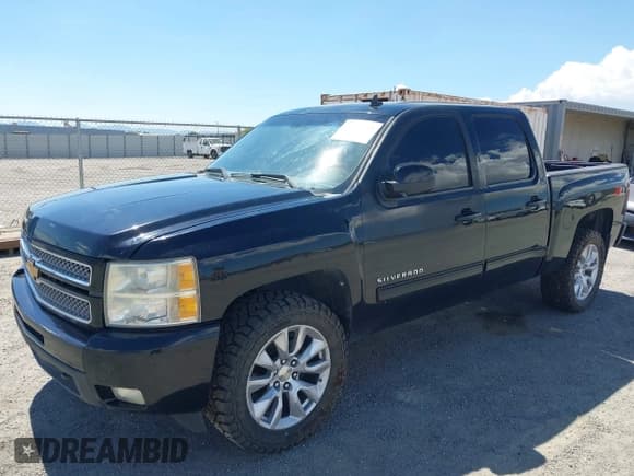 ✅ 2012 Chevrolet Silverado 1500 LTZ • VIN: 1GCPKTE7XCF103170 • Lot: 43229923. Wystawiony na IAAI z przebiegiem 154 772 mil. Bezpłatny archiwum sprzedaży aukcyjnych z USA i szczegółowy raport historii pojazdu na DreamBid. Zdjęcie 17.