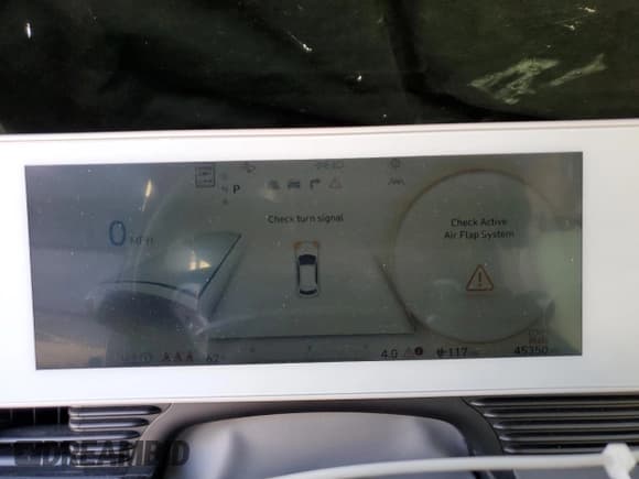 ✅ 2023 Hyundai Ioniq 5 Limited • VIN: KM8KRDAF9PU182627 • Lot: 90732745. Listed on Copart with 45,350 mi. Free auction sales archive from the USA and detailed vehicle history report at DreamBid. Image 9.