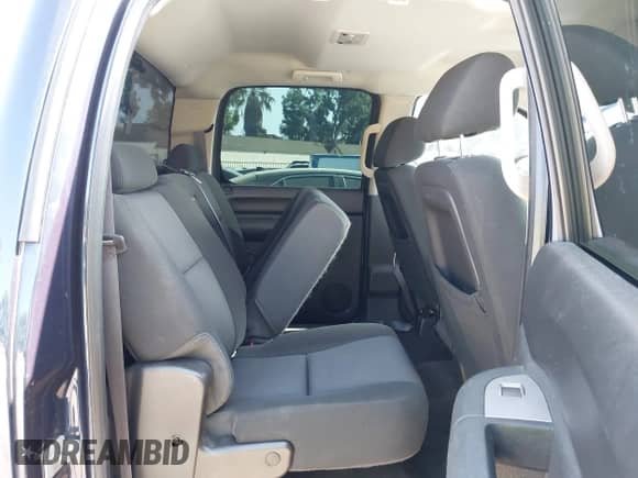 2012 Chevrolet Silverado 1500 LS с VIN 3GCPCREA4CG168039, выставлен на аукционе IAAI как лот 43519557 с пробегом 196 480 миль миль и . История ставок и продаж доступна на DreamBid. Изображение 8.