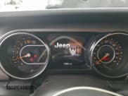 ✅ 2022 Jeep Gladiator Sport • VIN: 1C6HJTAG6NL135672 • Лот: 96065085. Опубликован ранее на Copart с пробегом 73 881 миль. Бесплатный доступ к архиву аукционных продаж из США и подробный отчёт об истории автомобиля на DreamBid. Изображение 9.