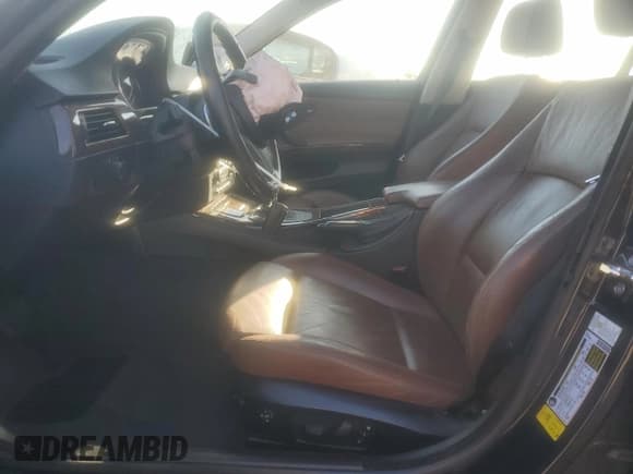 ✅ 2008 BMW 3 Series 335i • VIN: WBAVB77538NM05405 • Lot: 46703755. Listed on Copart with Not provided. Free auction sales archive from the USA and detailed vehicle history report at DreamBid. Image 7.