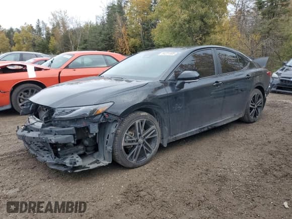 ✅ 2025 Toyota Camry LE • VIN: 4T1DBADK7SU502850 • Lot: 84231305. Listed on Copart with 188,099 mi. Free auction sales archive from the USA and detailed vehicle history report at DreamBid. Image 1.