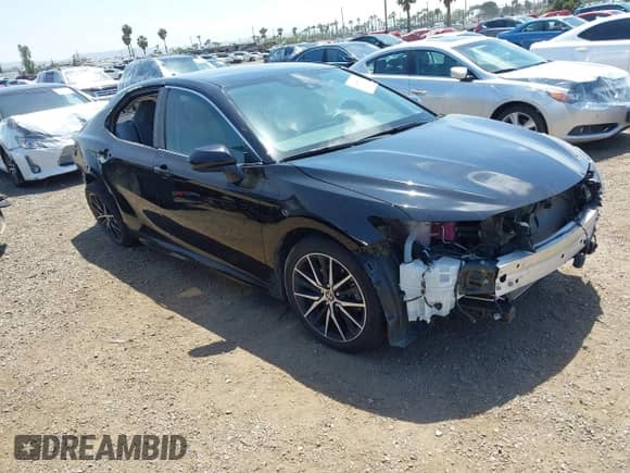 2021 Toyota Camry Hybrid SE с VIN 4T1G31AK5MU029158, выставлен на аукционе IAAI как лот 42248643 с пробегом 58 401 миль миль и . История ставок и продаж доступна на DreamBid. Изображение 1.