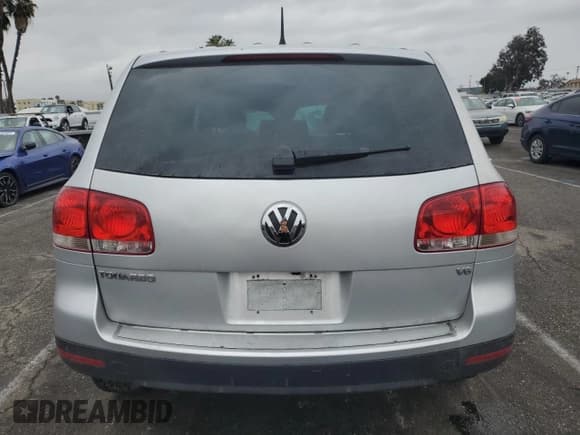 ✅ 2006 Volkswagen Touareg 3.2L V6 • VIN: WVGZG77LX6D015629 • Lot: 53345835. Listed on Copart with 93,199 mi. Free auction sales archive from the USA and detailed vehicle history report at DreamBid. Image 6.