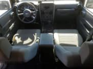 ✅ 2007 Jeep Wrangler Unlimited Sahara • VIN: 1J4GA59127L152918 • Lot: 85123165. Listed on Copart with 180,573 mi. Free auction sales archive from the USA and detailed vehicle history report at DreamBid. Image 8.