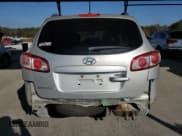 ✅ 2012 Hyundai Santa Fe GLS • VIN: 5XYZG3AB2CG126668 • Lot: 82883974. Listed on Copart with 150,570 mi. Free auction sales archive from the USA and detailed vehicle history report at DreamBid. Image 6.