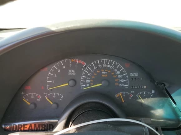 ✅ 1996 Pontiac Firebird Formula • VIN: 2G2FV22P7T2224391 • Lot: 49730685. Listed on Copart with 176,552 mi. Free auction sales archive from the USA and detailed vehicle history report at DreamBid. Image 9.