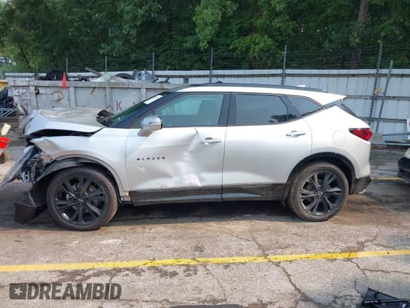 2021 Chevrolet Blazer RS с VIN 3GNKBKRS5MS574473, выставлен на аукционе IAAI как лот 42888076 с пробегом 43 439 миль миль и . История ставок и продаж доступна на DreamBid. Изображение 15.