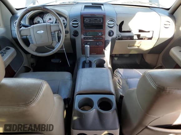 ✅ 2005 Ford F-150 XLT • VIN: 1FTPW125X5KC40972 • Лот: 81341145. Опубликован ранее на Copart с пробегом 175 128 миль. Бесплатный доступ к архиву аукционных продаж из США и подробный отчёт об истории автомобиля на DreamBid. Изображение 8.