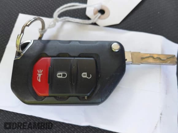 ✅ 2023 Jeep Gladiator Sport S • VIN: 1C6HJTAG1PL542530 • Лот: 42872207. Опубликован ранее на IAAI с пробегом 44 323 миль. Бесплатный доступ к архиву аукционных продаж из США и подробный отчёт об истории автомобиля на DreamBid. Изображение 11.