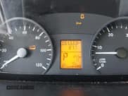 ✅ 2018 Mercedes-Benz Sprinter Cargo Worker • VIN: WD3PE7CDXJP629856 • Lot: 42605825. Wystawiony na IAAI z przebiegiem 65 668 mil. Bezpłatny archiwum sprzedaży aukcyjnych z USA i szczegółowy raport historii pojazdu na DreamBid. Zdjęcie 7.