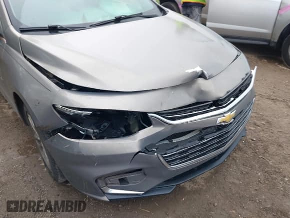 ✅ 2017 Chevrolet Malibu LT • VIN: 1G1ZE5ST0HF158370 • Lot: 43376487. Listed on IAAI with 179,155 mi. Free auction sales archive from the USA and detailed vehicle history report at DreamBid. Image 6.