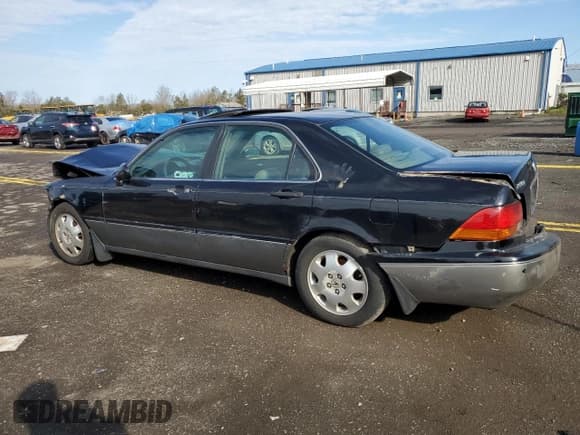 ✅ 1998 Acura RL Special Edition • VIN: JH4KA9680WC013943 • Lot: 50281014. Listed on Copart with Not provided. Free auction sales archive from the USA and detailed vehicle history report at DreamBid. Image 2.