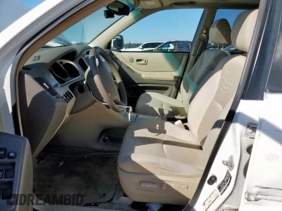 ✅ 2004 Toyota Highlander • VIN: JTEEP21A840011964 • Лот: 90497275. Опубликован ранее на Copart с пробегом 258 012 миль. Бесплатный доступ к архиву аукционных продаж из США и подробный отчёт об истории автомобиля на DreamBid. Изображение 7.