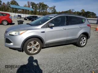 ✅ 2013 Ford Escape SE • VIN: 1FMCU0GX6DUA83996 • Lot: 87271385. Wystawiony na Copart z przebiegiem 194 033 mil. Bezpłatny archiwum sprzedaży aukcyjnych z USA i szczegółowy raport historii pojazdu na DreamBid. Zdjęcie 1.