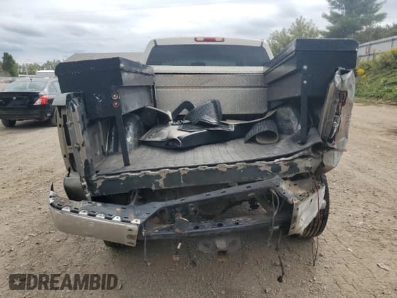 ✅ 2001 Chevrolet Silverado 2500HD LT3 • VIN: 1GCHK23G51F103172 • Lot: 81245085. Listed on Copart with 214,563 mi. Free auction sales archive from the USA and detailed vehicle history report at DreamBid. Image 6.