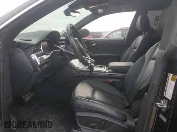 ✅ 2019 Audi Q8 Premium • VIN: WA1AVAF13KD013360 • Lot: 89136245. Listed on Copart with 77,722 mi. Free auction sales archive from the USA and detailed vehicle history report at DreamBid. Image 7.