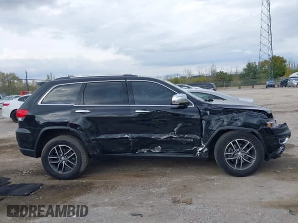 ✅ 2017 Jeep Grand Cherokee Limited • VIN: 1C4RJFBG9HC815972 • Lot: 43381317. Listed on IAAI with 89,684 mi. Free auction sales archive from the USA and detailed vehicle history report at DreamBid. Image 13.