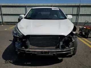 2015 Hyundai Tucson GLS with VIN KM8JT3AF3FU102339, listed as a Copart auction lot 71305364 with 41,139 mi miles and Salvage title. Bid and sale history available at DreamBid. Image 5.