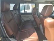 ✅ 2006 Jeep Commander Limited • VIN: 1J8HH58N56C179676 • Lot: 69304065. Listed on Copart with 197,347 mi. Free auction sales archive from the USA and detailed vehicle history report at DreamBid. Image 11.