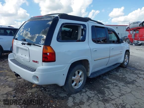 ✅ 2006 GMC Envoy SLE • VIN: 1GKES16S066133513 • Лот: 42684996. Опубликован ранее на IAAI с пробегом 223 631 миль. Бесплатный доступ к архиву аукционных продаж из США и подробный отчёт об истории автомобиля на DreamBid. Изображение 4.