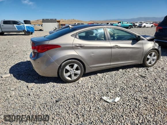 ✅ 2013 Hyundai Elantra GLS • VIN: 5NPDH4AE1DH323106 • Lot: 80867735. Listed on Copart with 196,234 mi. Free auction sales archive from the USA and detailed vehicle history report at DreamBid. Image 3.