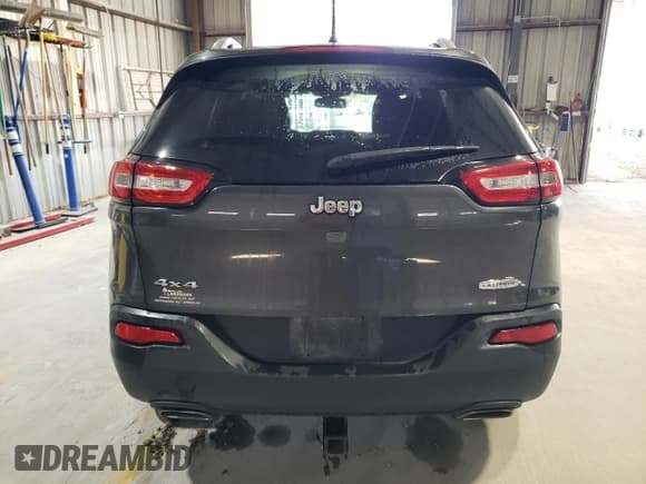✅ 2016 Jeep Cherokee Latitude • VIN: 1C4PJMCS4GW122920 • Лот: 90432725. Опубликован ранее на Copart с пробегом 125 335 миль. Бесплатный доступ к архиву аукционных продаж из США и подробный отчёт об истории автомобиля на DreamBid. Изображение 6.