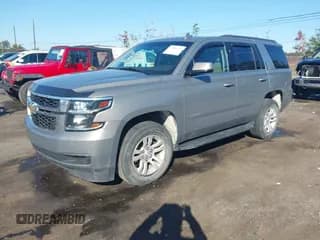 ✅ 2019 Chevrolet Tahoe LT • VIN: 1GNSCBKC2KR365482 • Лот: 43608683. Опубликован ранее на IAAI с пробегом 88 665 миль. Бесплатный доступ к архиву аукционных продаж из США и подробный отчёт об истории автомобиля на DreamBid. Изображение 2.