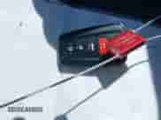 2022 Toyota Camry Hybrid LE z VIN 4T1C31AK4NU583386, wystawiony jako IAAI lot #42532572 z przebiegiem 151 289 mil mil oraz . Historia ofert i sprzedaży dostępna na DreamBid. Obrazek 11.