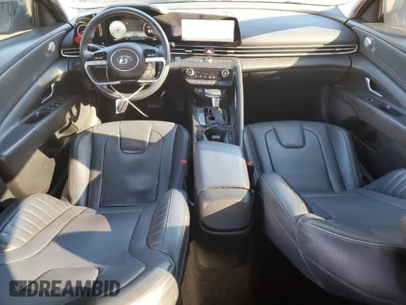 ✅ 2022 Hyundai Elantra Limited • VIN: KMHLP4AG1NU330902 • Lot: 85849035. Listed on Copart with 60,088 mi. Free auction sales archive from the USA and detailed vehicle history report at DreamBid. Image 8.