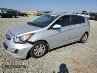 ✅ 2014 Hyundai Accent GS • VIN: KMHCT5AE2EU162719 • Лот: 75725914. Опубликован ранее на Copart с пробегом 154 453 миль. Бесплатный доступ к архиву аукционных продаж из США и подробный отчёт об истории автомобиля на DreamBid. Изображение 1.