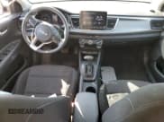 ✅ 2022 Kia Rio S • VIN: 3KPA25AD7NE483854 • Лот: 85344305. Опубликован ранее на Copart с пробегом 64 504 миль. Бесплатный доступ к архиву аукционных продаж из США и подробный отчёт об истории автомобиля на DreamBid. Изображение 8.