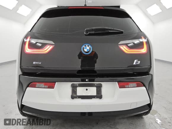 ✅ 2016 BMW i3 • VIN: WBY1Z4C54GV508556 • Lot: 86993565. Wystawiony na Copart z przebiegiem 78 245 mil. Bezpłatny archiwum sprzedaży aukcyjnych z USA i szczegółowy raport historii pojazdu na DreamBid. Zdjęcie 6.