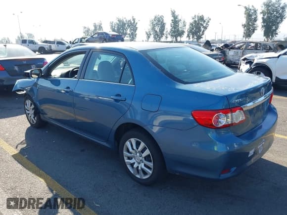 ✅ 2013 Toyota Corolla S • VIN: 5YFBU4EE4DP215370 • Lot: 43283365. Listed on IAAI with 182,843 mi. Free auction sales archive from the USA and detailed vehicle history report at DreamBid. Image 3.