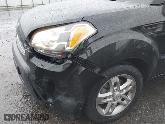 ✅ 2010 Kia Soul + • VIN: KNDJT2A28A7047941 • Lot: 43719130. Listed on IAAI with 83,417 mi. Free auction sales archive from the USA and detailed vehicle history report at DreamBid. Image 17.