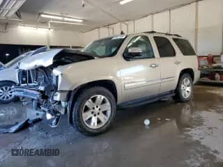 2009 Chevrolet Tahoe LTZ с VIN 1GNFC33089R177538, выставлен на аукционе Copart как лот 80501405 с пробегом 244 416 миль миль и Списание • Salvage title. История ставок и продаж доступна на DreamBid. Изображение 1.