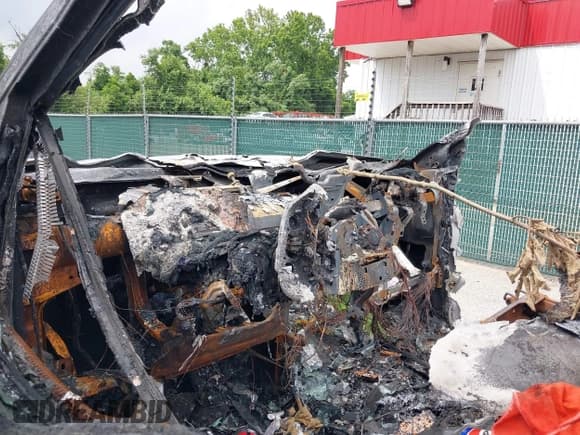 ✅ 2018 Ford F-250 XLT • VIN: 1FT7W2B69JEC75428 • Lot: 42708548. Listed on IAAI with Not provided. Free auction sales archive from the USA and detailed vehicle history report at DreamBid. Image 7.