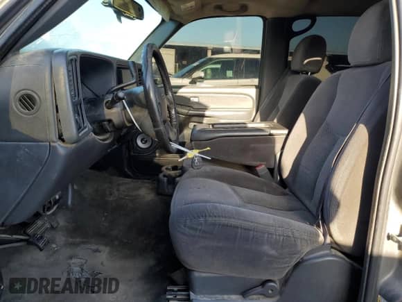 2007 Chevrolet Silverado 1500 LT1 z VIN 2GCEC13Z871116638, wystawiony jako Copart lot #51708195 z przebiegiem 186 393 mil mil oraz Szkoda całkowita • Salvage title. Historia ofert i sprzedaży dostępna na DreamBid. Obrazek 7.