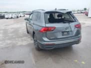 ✅ 2024 Volkswagen Tiguan S • VIN: 3VVFB7AX2RM045431 • Lot: 42402430. Wystawiony na IAAI z przebiegiem 4 114 mil. Bezpłatny archiwum sprzedaży aukcyjnych z USA i szczegółowy raport historii pojazdu na DreamBid. Zdjęcie 3.