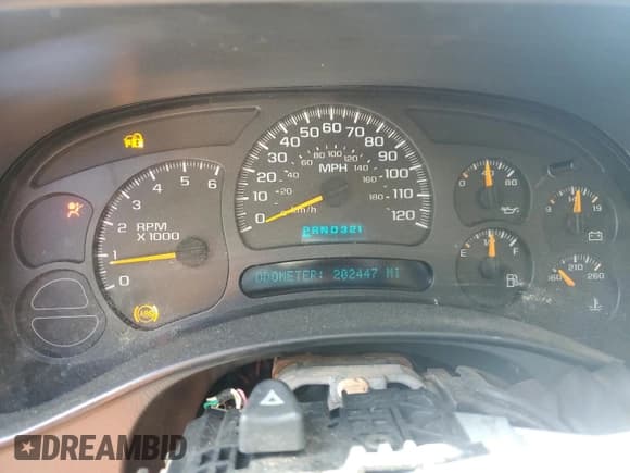 ✅ 2003 Chevrolet Silverado 2500HD LS • VIN: 1GCHC29U83E219503 • Lot: 54062855. Listed on Copart with 202,447 mi. Free auction sales archive from the USA and detailed vehicle history report at DreamBid. Image 9.