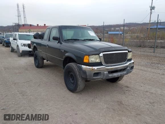 ✅ 2004 Ford Ranger XL Fleet • VIN: 1FTZR15E94PA04035 • Lot: 43697677. Wystawiony na IAAI z przebiegiem Nie podano. Bezpłatny archiwum sprzedaży aukcyjnych z USA i szczegółowy raport historii pojazdu na DreamBid. Zdjęcie 1.