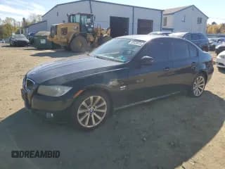 ✅ 2011 BMW 3 Series 328i xDrive • VIN: WBAPK5C54BA657343 • Lot: 82620515. Listed on Copart with 98,190 mi. Free auction sales archive from the USA and detailed vehicle history report at DreamBid. Image 1.