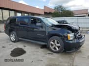 ✅ 2012 Chevrolet Suburban LT • VIN: 1GNSKJE7XCR261755 • Lot: 64262524. Wystawiony na Copart z przebiegiem 177 818 mil. Bezpłatny archiwum sprzedaży aukcyjnych z USA i szczegółowy raport historii pojazdu na DreamBid. Zdjęcie 4.