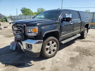 ✅ 2019 GMC Sierra 2500HD SLT • VIN: 1GT12REG9KF262852 • Lot: 57152585. Wystawiony na Copart z przebiegiem Nie podano. Bezpłatny archiwum sprzedaży aukcyjnych z USA i szczegółowy raport historii pojazdu na DreamBid. Zdjęcie 1.
