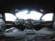 2019 Chevrolet Silverado 1500 High Country z VIN 3GCUYHED6KG169118, wystawiony jako IAAI lot #39540984 z przebiegiem 107 356 mil mil oraz . Historia ofert i sprzedaży dostępna na DreamBid. Obrazek 18.