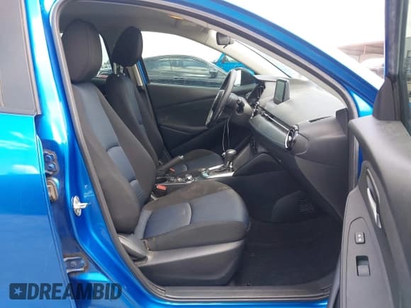 ✅ 2019 Toyota Yaris L • VIN: 3MYDLBYV3KY526685 • Лот: 42500447. Опубликован ранее на IAAI с пробегом 100 652 миль. Бесплатный доступ к архиву аукционных продаж из США и подробный отчёт об истории автомобиля на DreamBid. Изображение 5.